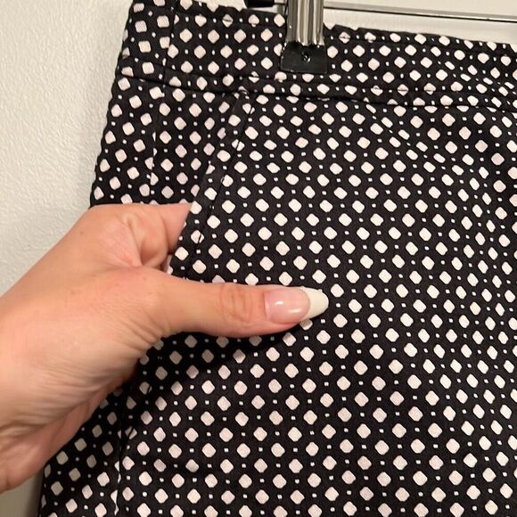 J. Crew Women's Black & White Patterned High-Waisted A-Line Skirt - Picture 3 of 6